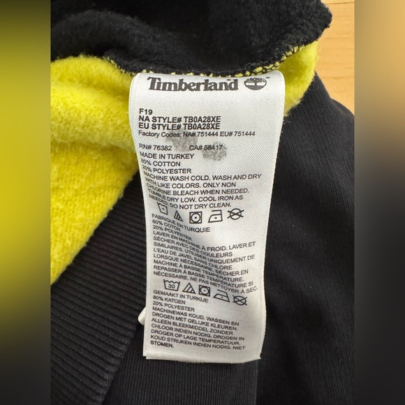 Men’s Timberland SpongeBob SquarePants Collab 90’s Babies 20th Anniversary Top - Picture 13 of 13